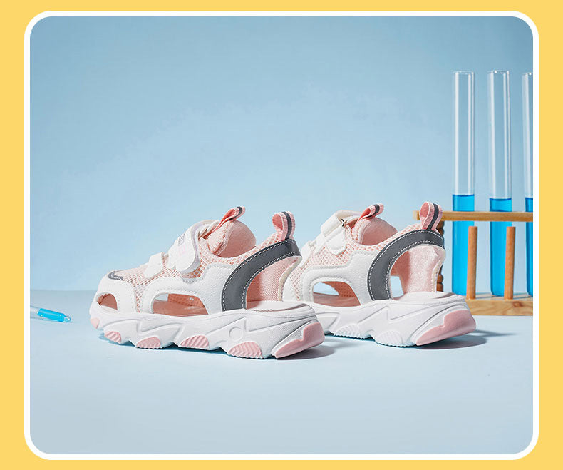 Toe-Cap Kinetic: Single-Shoe Beach Toe-Cap Sneakers