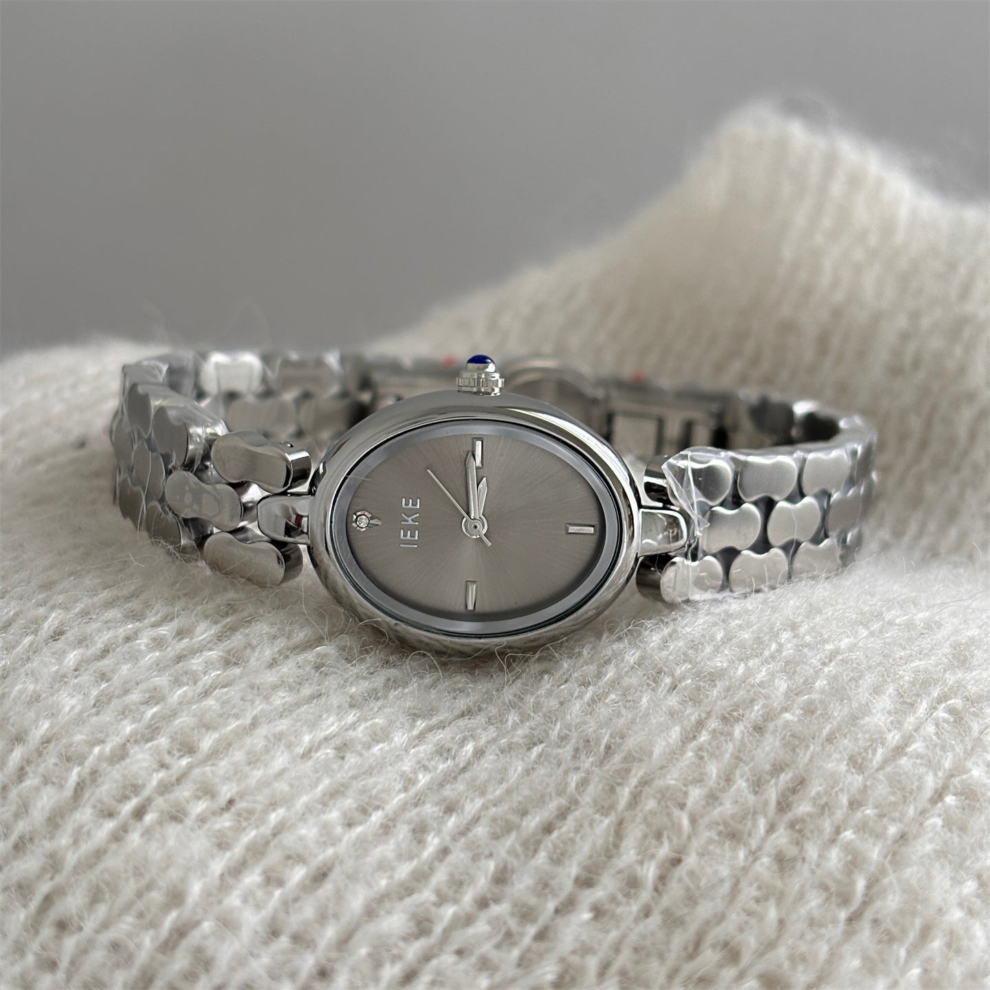 Oval Exquisite Women's Casual Watch