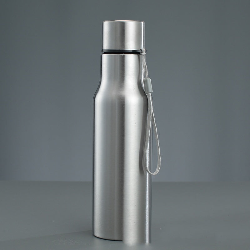 Grand Hydrator: Large-Capacity Rope-Holding Outdoor Kettle
