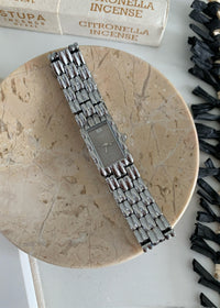 Silver Streak Gray Surface