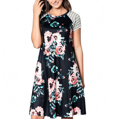 Ladies' short sleeve round neck big swing dress