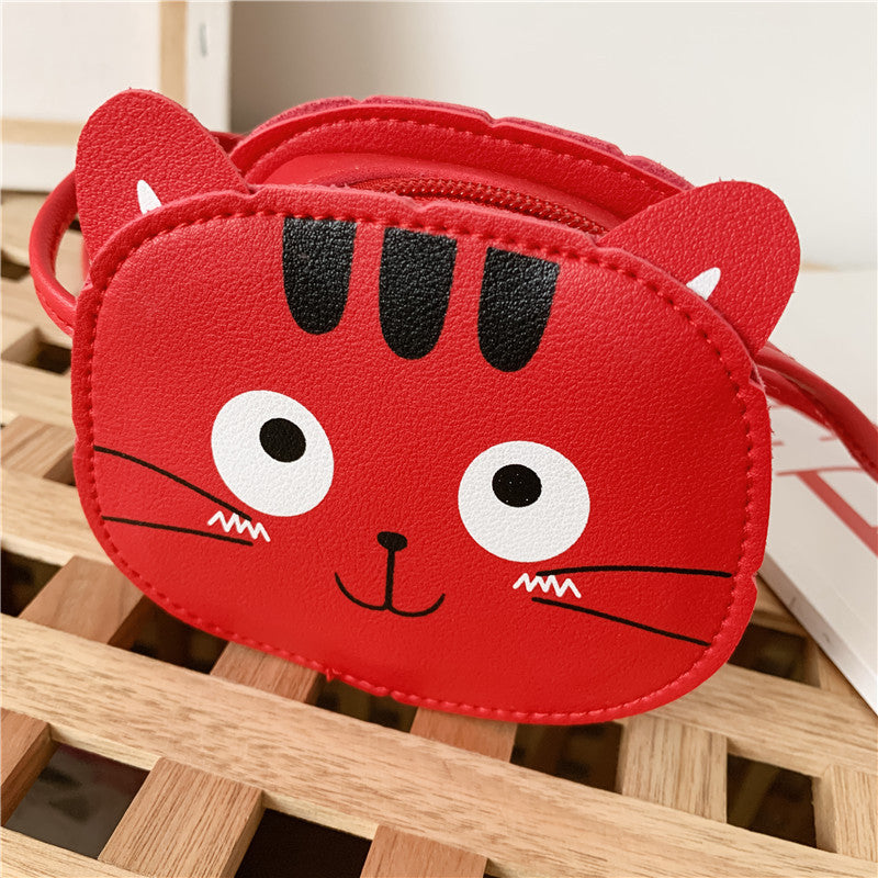 The Princess Edit: One-Shoulder Signature Messenger Bag