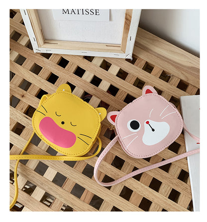 The Princess Edit: One-Shoulder Signature Messenger Bag