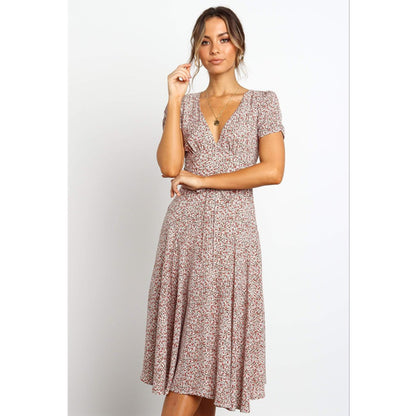 Ladies Dress Printed V-neck Short Sleeve Big Sleeve Long Skirt