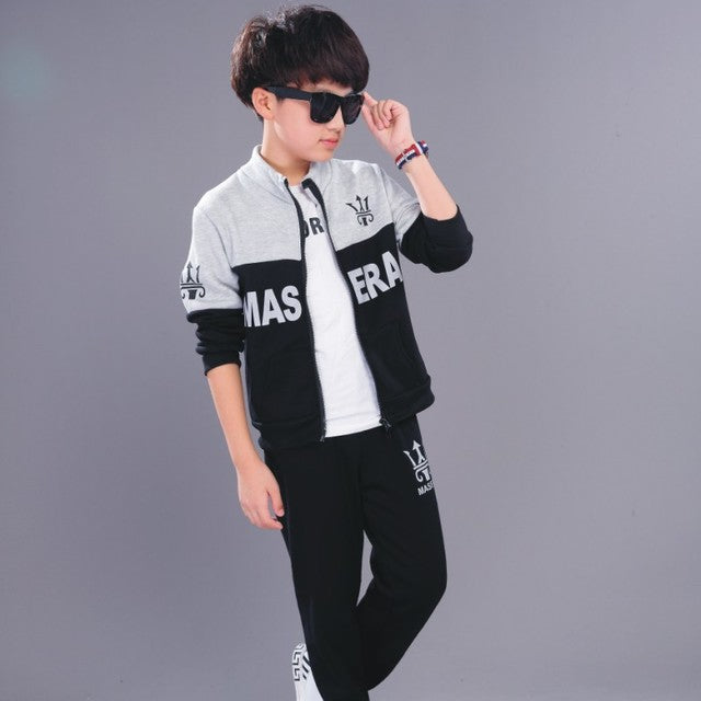 The Digital Muse: New-Generation Net-Red Handsome Children’s Wear
