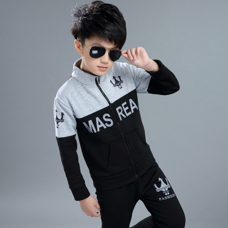 The Digital Muse: New-Generation Net-Red Handsome Children’s Wear
