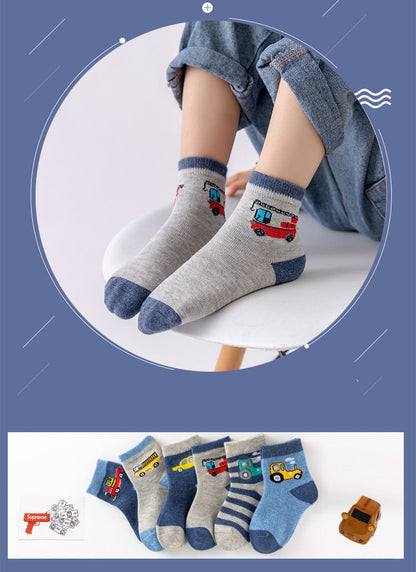 The Summer Breath: Breathable Cotton Boat Socks for Students