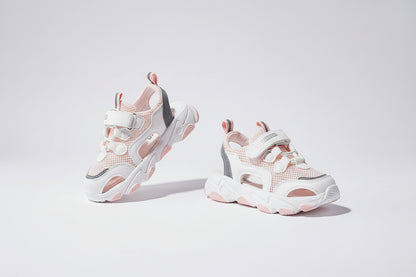 Toe-Cap Kinetic: Single-Shoe Beach Toe-Cap Sneakers