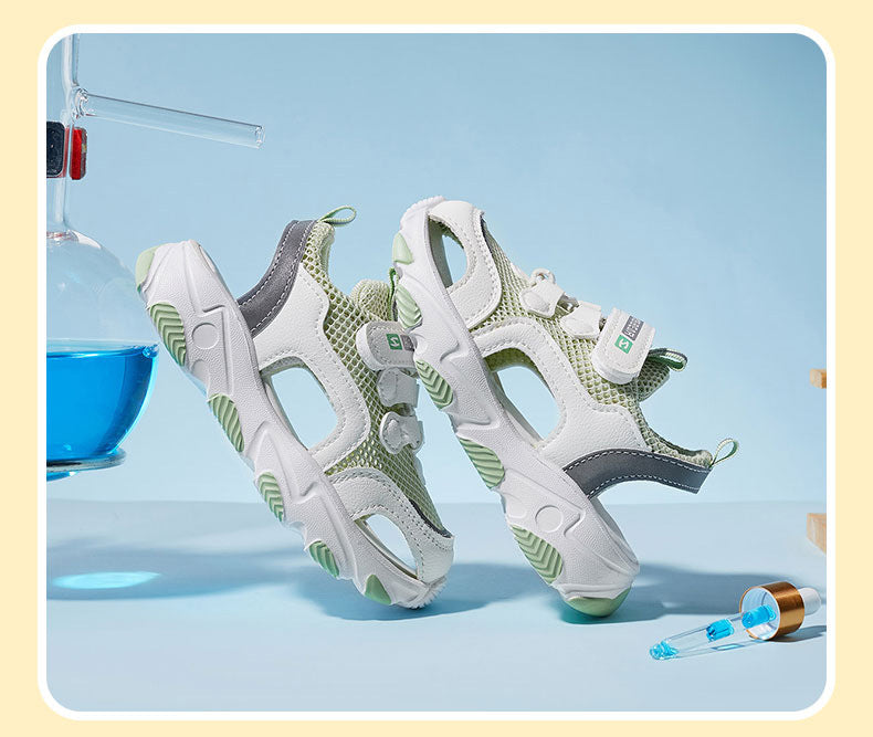 Toe-Cap Kinetic: Single-Shoe Beach Toe-Cap Sneakers