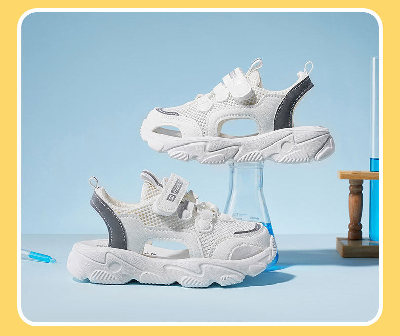 Toe-Cap Kinetic: Single-Shoe Beach Toe-Cap Sneakers