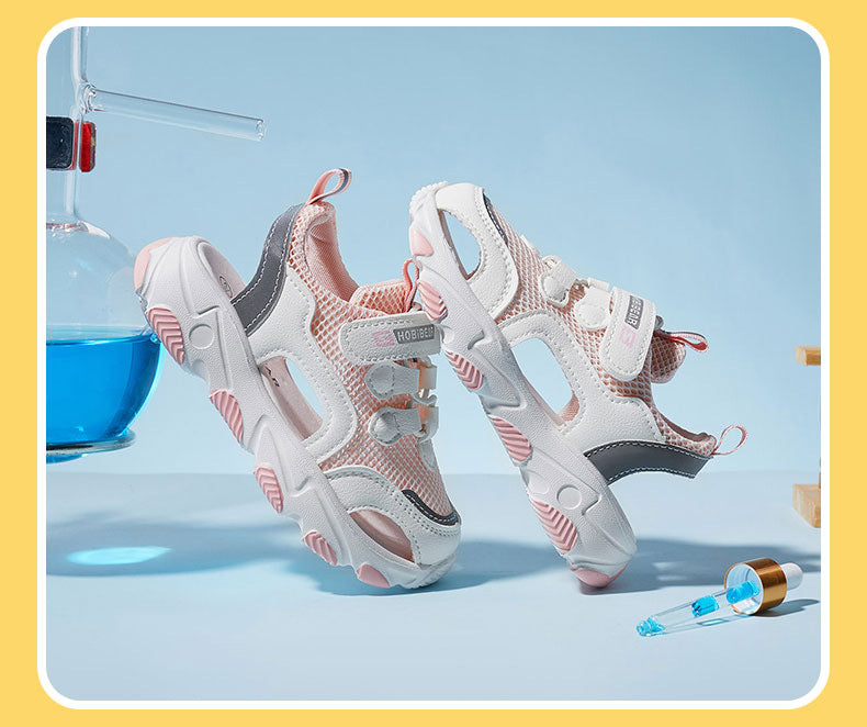 Toe-Cap Kinetic: Single-Shoe Beach Toe-Cap Sneakers