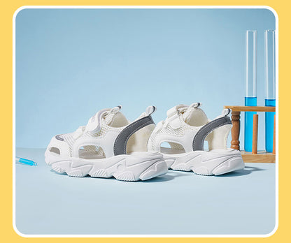 Toe-Cap Kinetic: Single-Shoe Beach Toe-Cap Sneakers