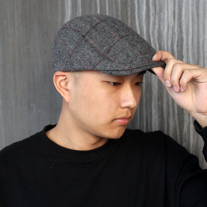 Women'S Check Cap With Warm Peaked Cap