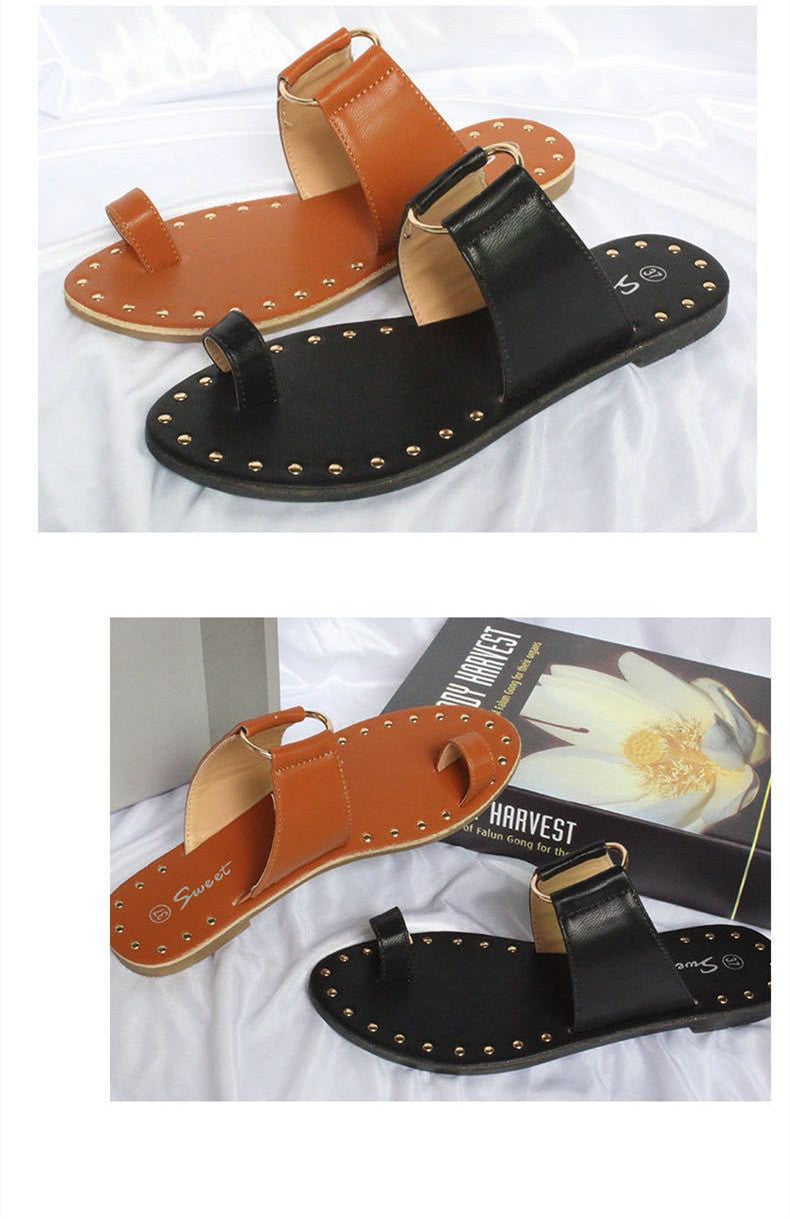 Summer New Woman Slippers Flat Sandals  Toe Fashion Rivet Outdoor Shoes Plus Size 43