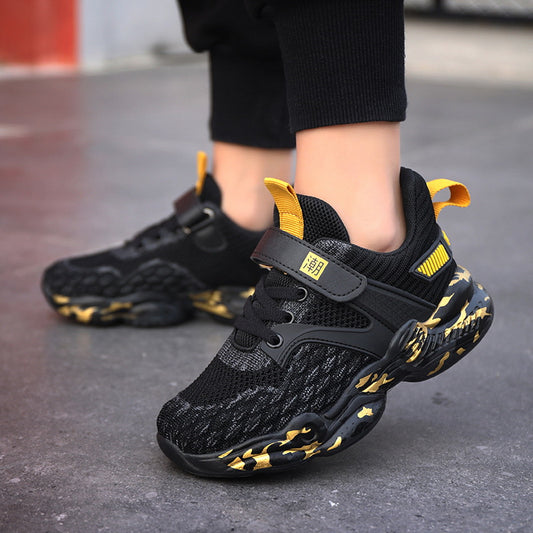 The Non-Slip Lattice: Spring & Summer Mesh Non-Slip Sports Shoes