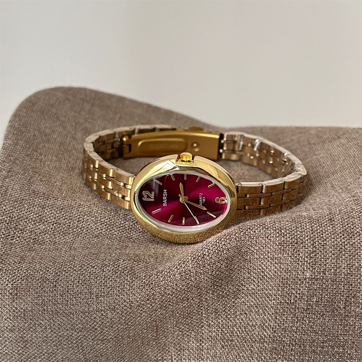 Elegant Big Diamond Watch Women's High-grade Light Luxury