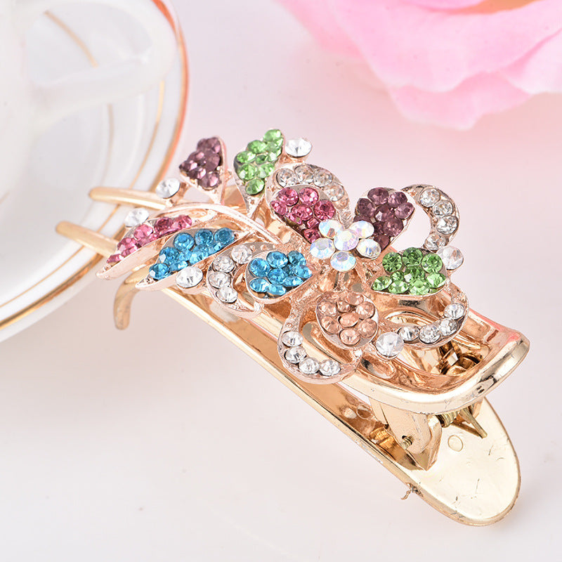 Crystal Horsetail Clip Jewelry Issuing