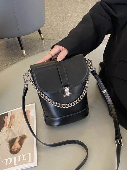 Leather Chain Women's First Layer Leather One-shoulder Crossbody Bag
