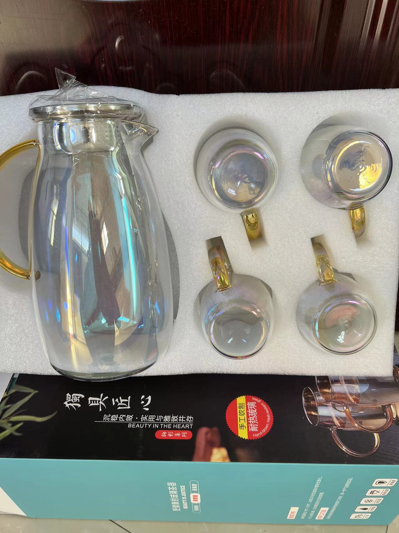 Colorful Cold Water Bottle Borosilicate Glass Pot