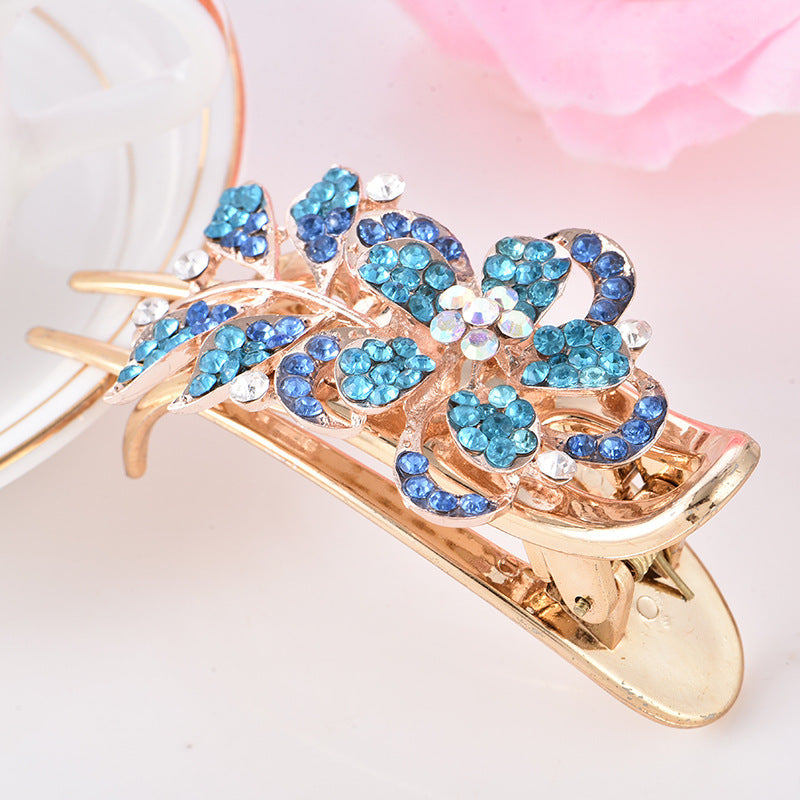 Crystal Horsetail Clip Jewelry Issuing