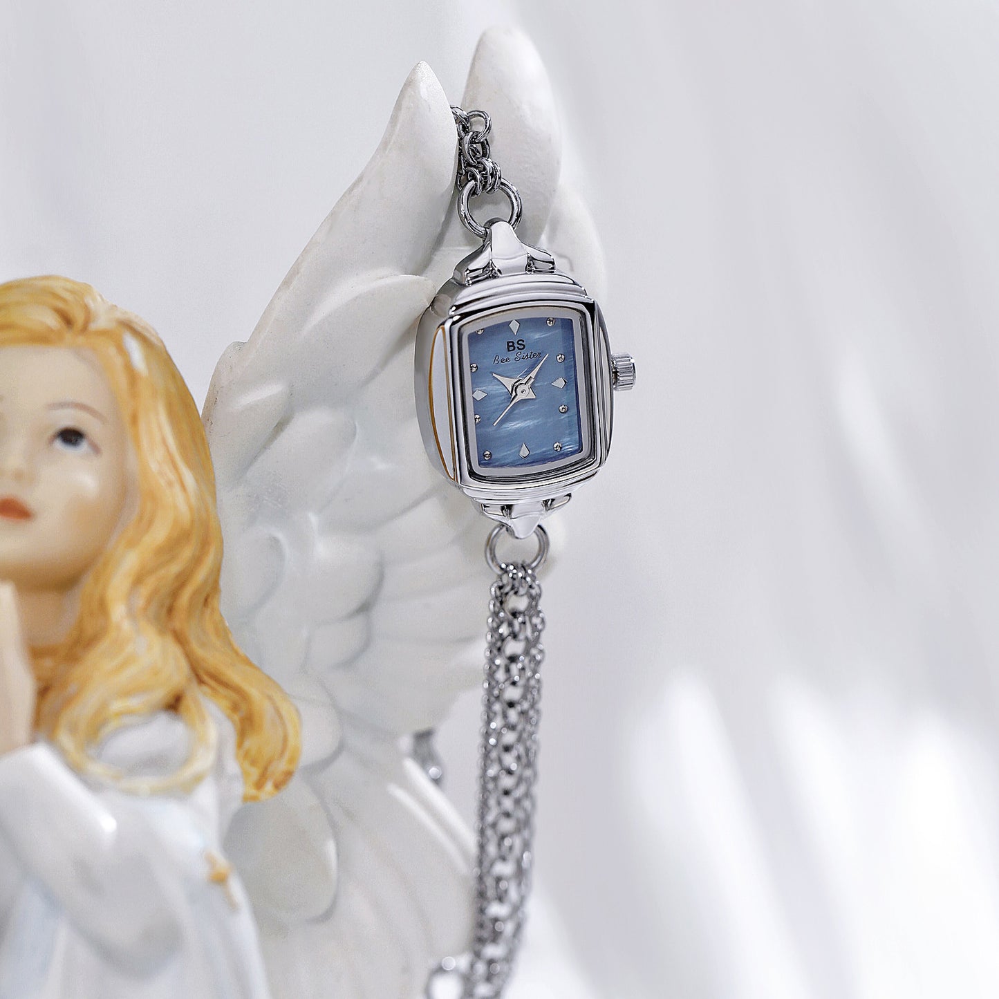 Ladies New Minority Simple Light Blue Watch