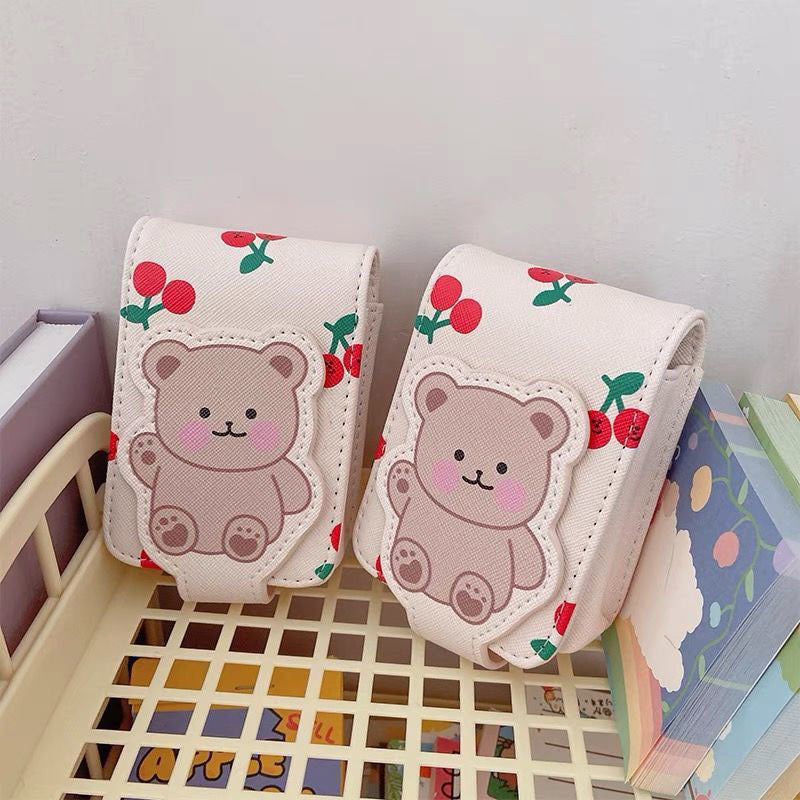 The Bear Vanity: Mini Bear Lipstick Pack with Mirror