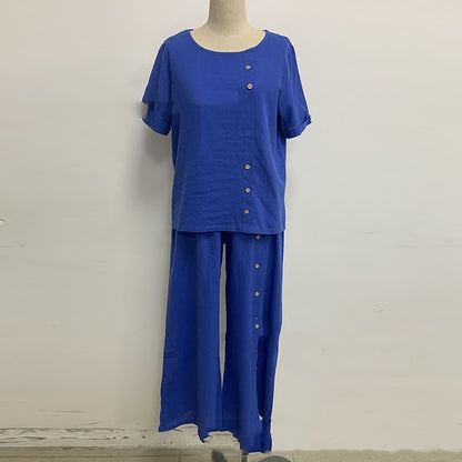 Women's Short Sleeved Top And Capris