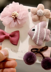 Purple yarn flower fish