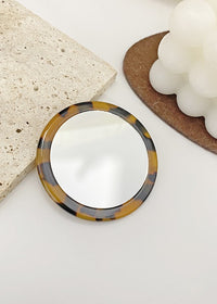 Round Mirror Hawksbill Color