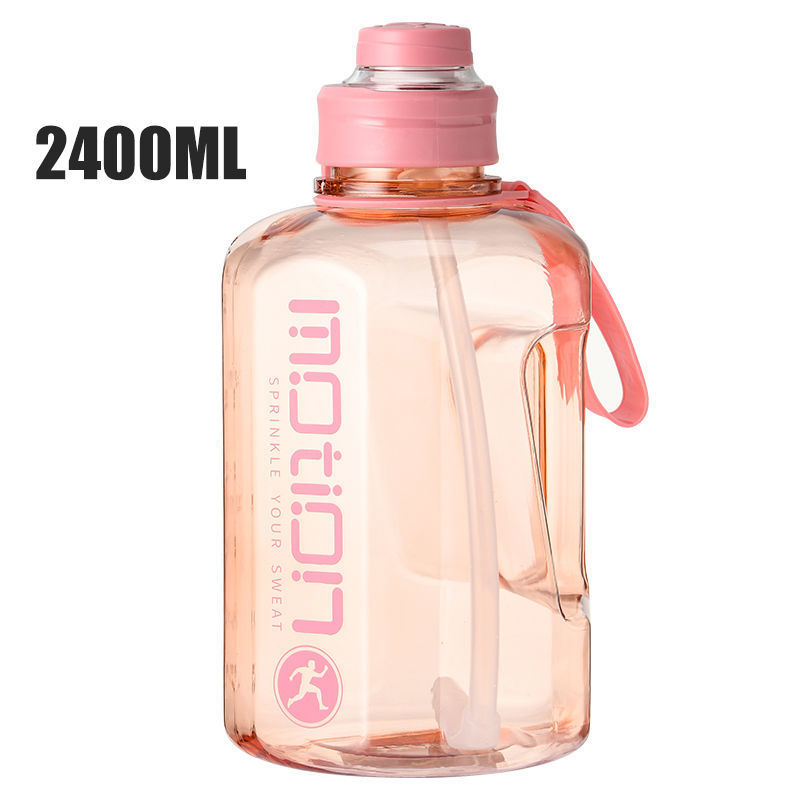 Titan Sports: Super Large-Capacity Drop-Resistant Fitness Bottle
