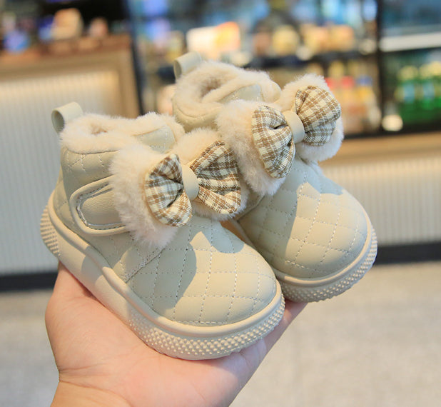 The Velvet Snug: Baby Girl Thermal Snow Booties