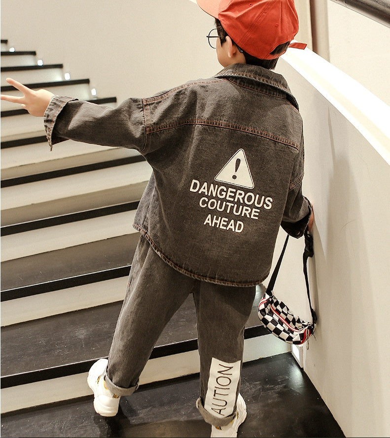 The Verdant Voyager: Spring-Season Performance Jacket Set