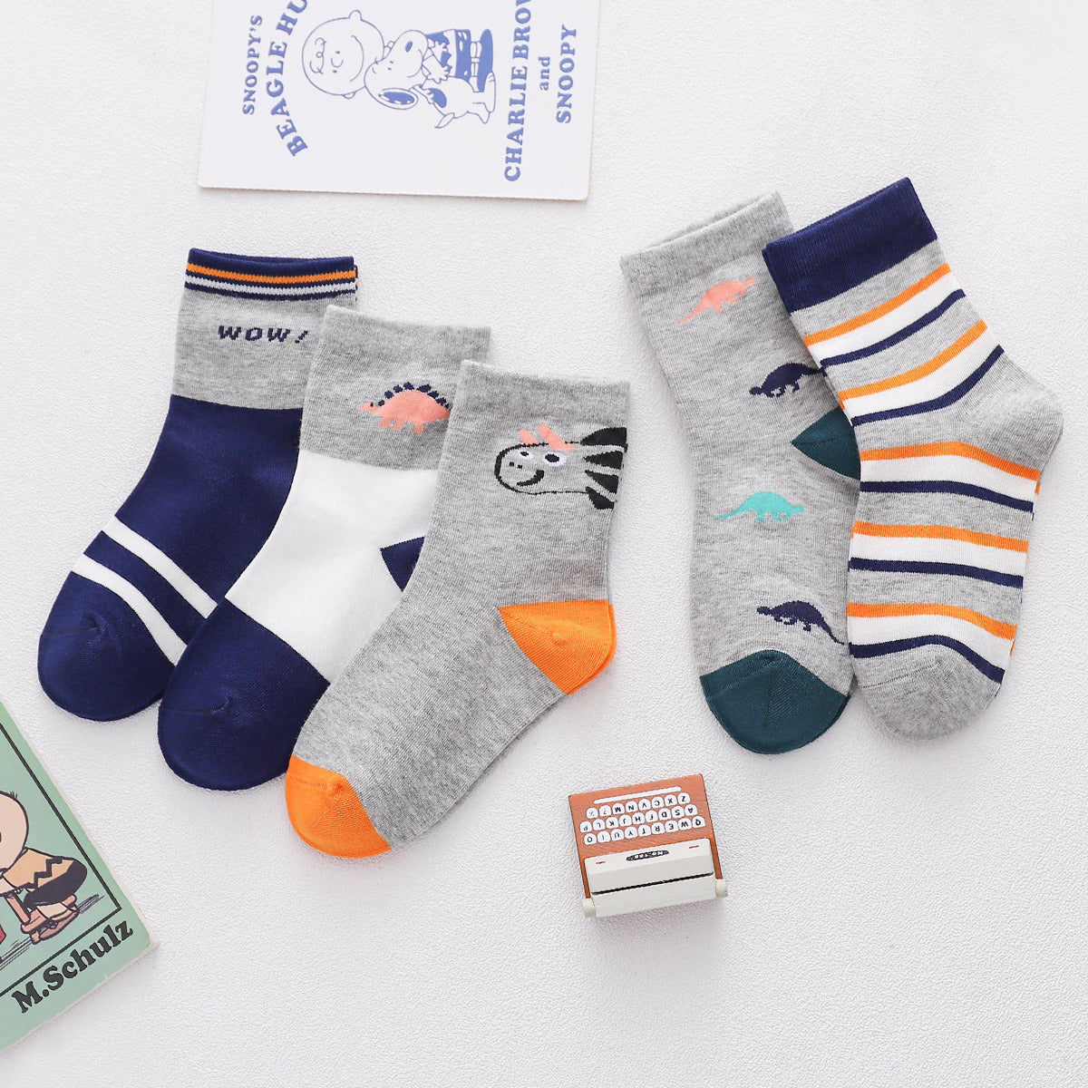 Spring And Summer Thin Cute Smiley Face Cotton Middle Tube Boys And Girls Fashion All-matching Socks