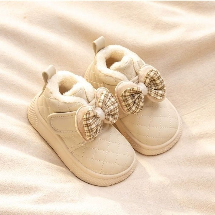 The Velvet Snug: Baby Girl Thermal Snow Booties