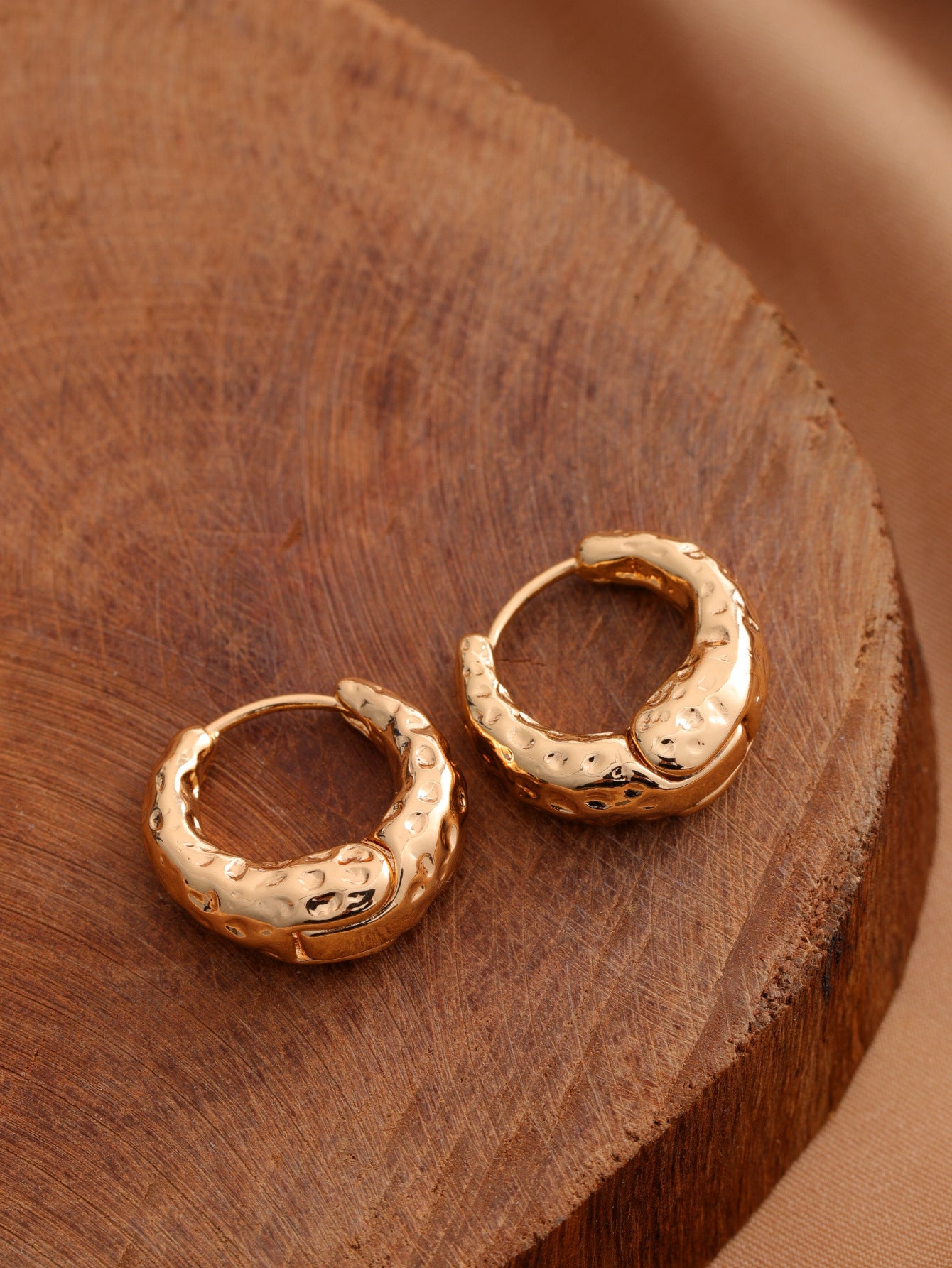 Smooth Geometric Hollow Earrings For Women