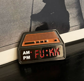 The Heritage Piece: Retro Fashion Electronic Brooch Timepiece