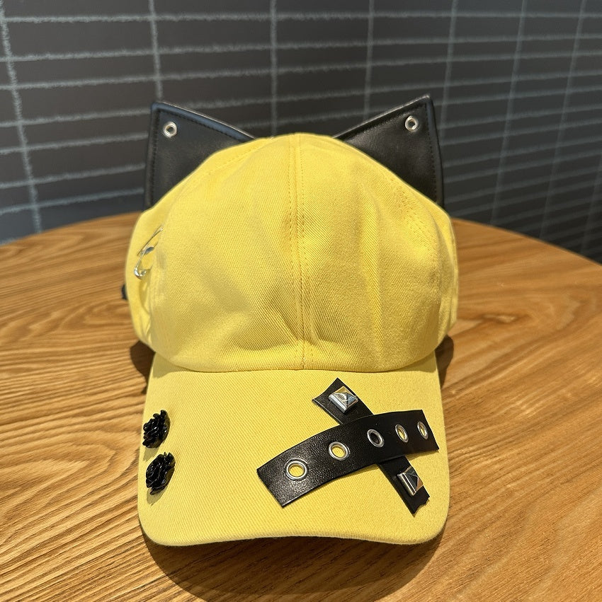 A Niche Baseball Cap With Three-dimensional Cat Ears