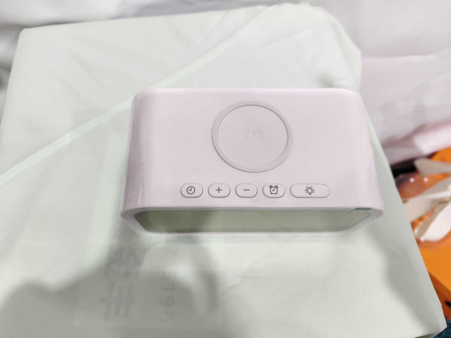 Multi-function Universal Mobile Phone Wireless Charging Electronic Digital Alarm Clock