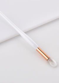 A 7 white