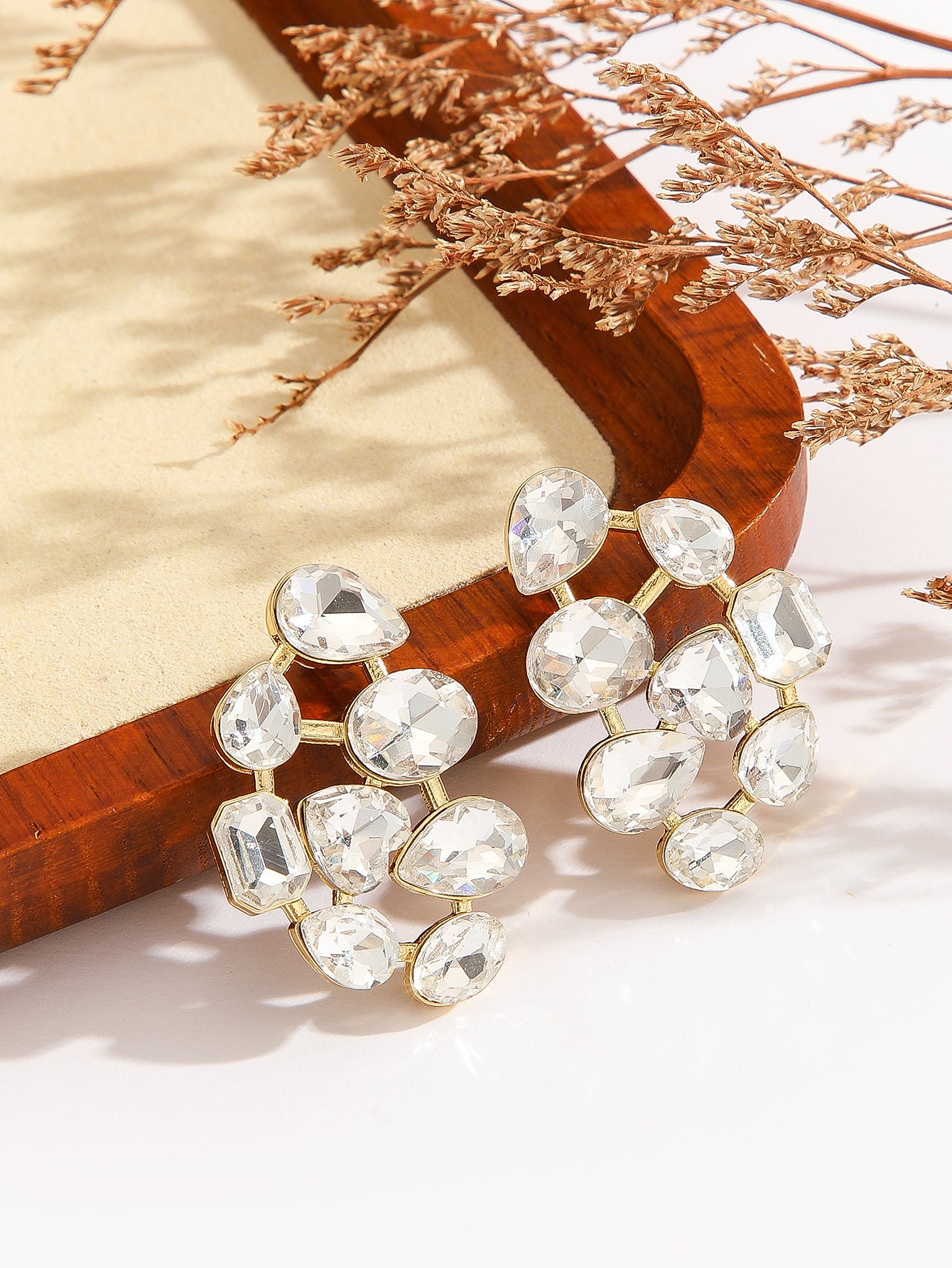 Hot Selling Fashionable Alloy Diamond Studded Earrings