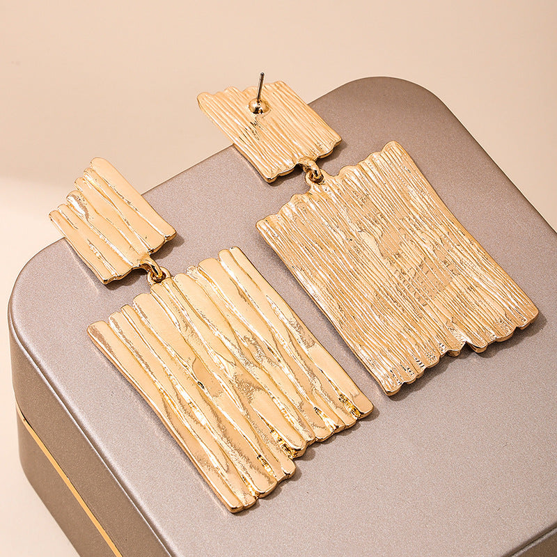 Irregular Geometric Simple Fashion Vertical Stripe Earrings