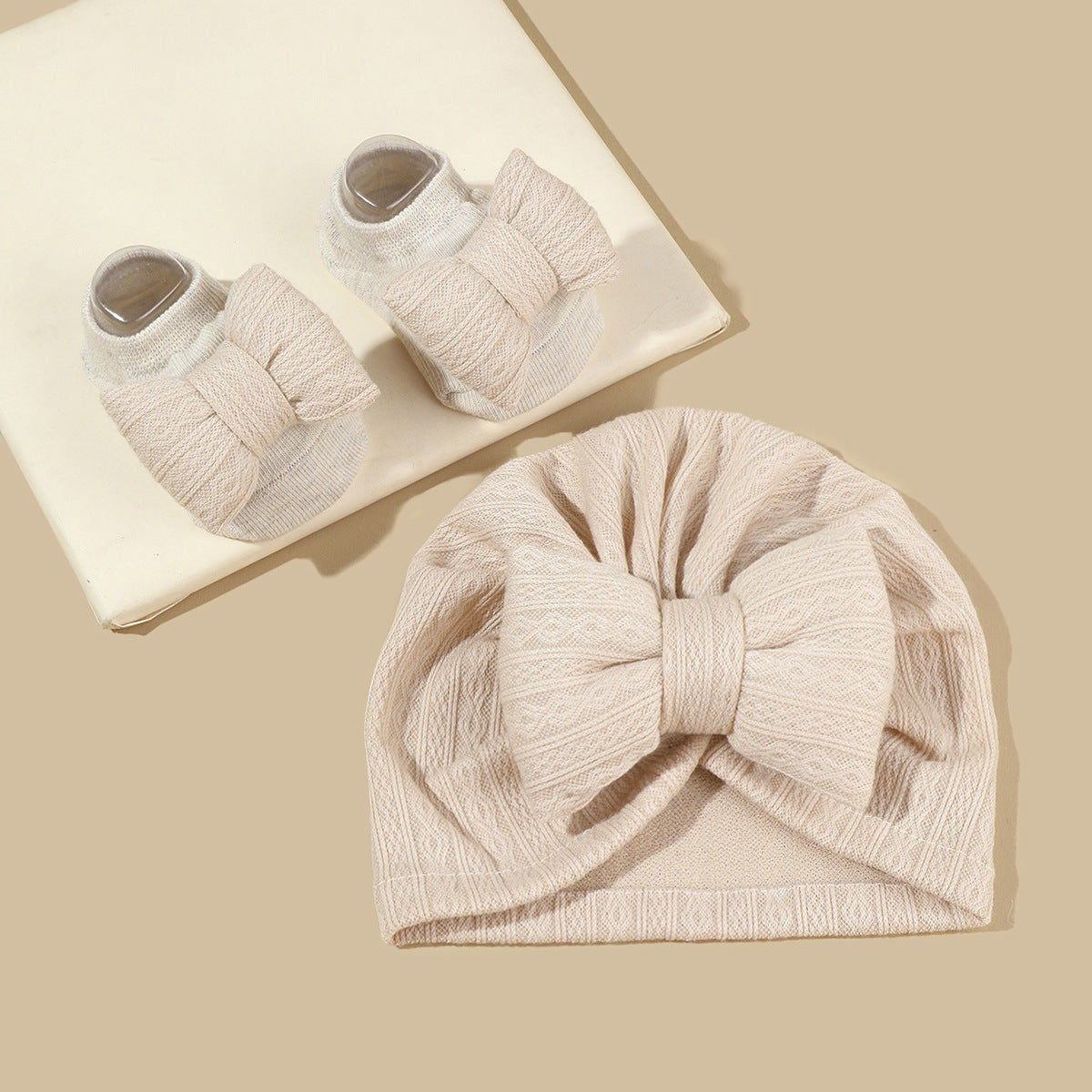 Tam-o'-shanter And Socks Suit Infant Knitted Big Bow