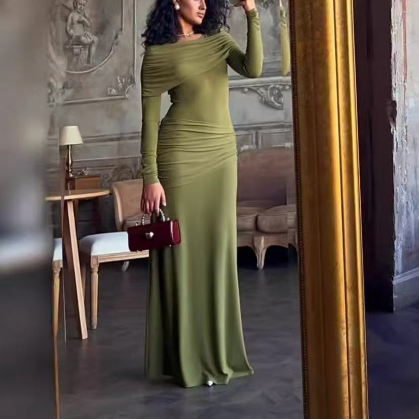 Women's Dress With Round Neck, Pleated Design, And Waist Cinching