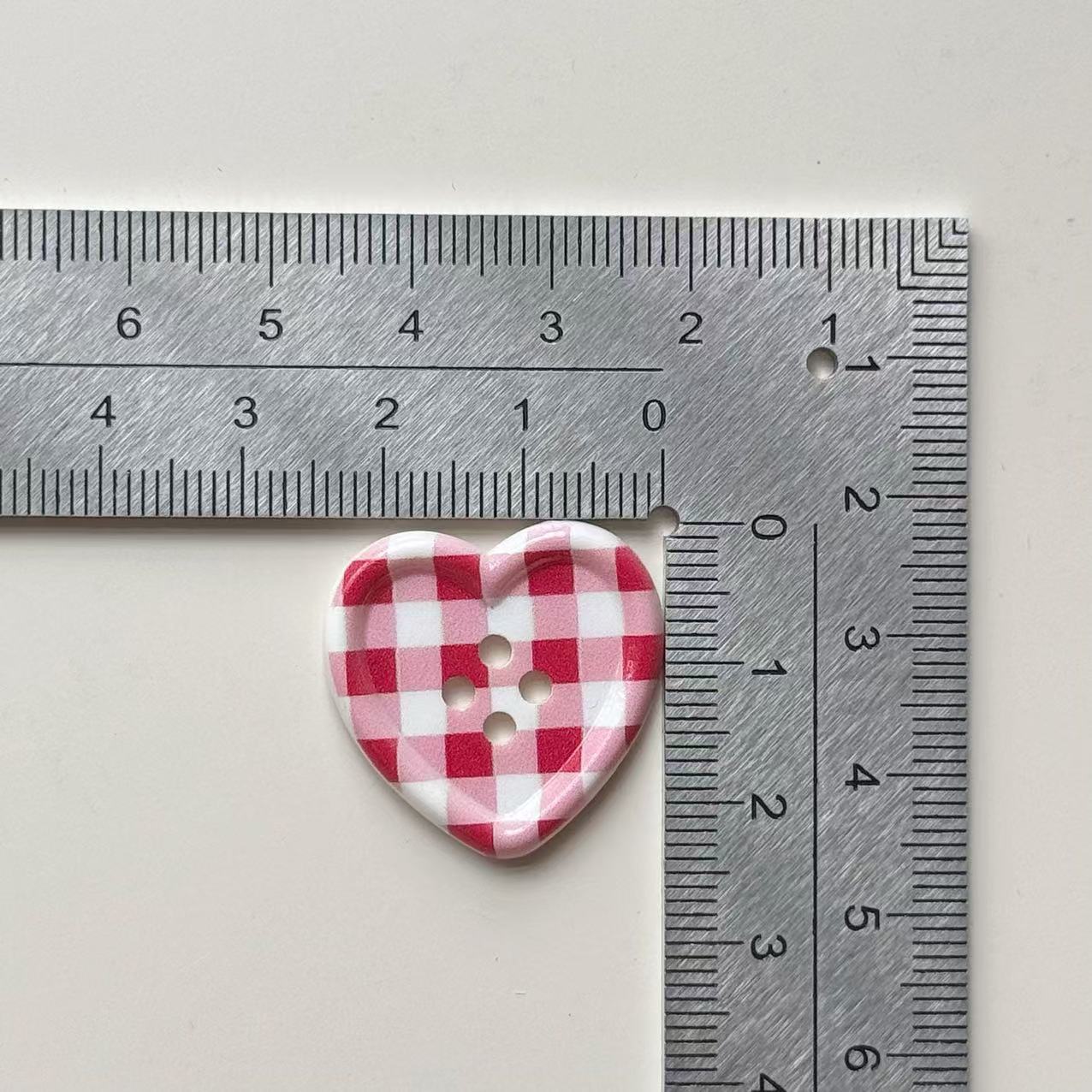 Cute Style Plaid Heart Button