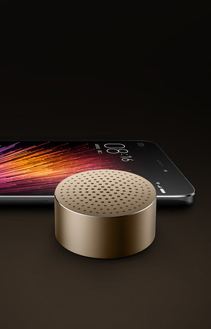 The Athlete AI: Portable Outdoor Sports AI Speaker