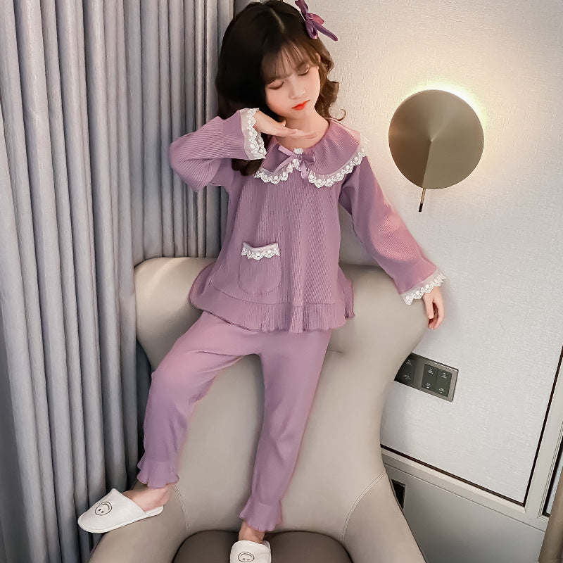 The Western Chic: Girls’ Autumn Fashion Suit