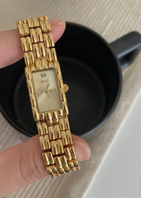 Gold Strap Gold Noodles