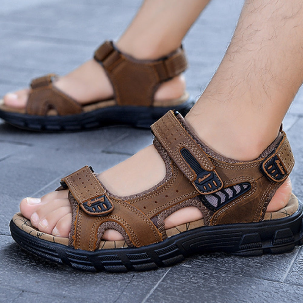 Artisan Openwork: Men’s Outdoor Casual Openwork Sandals