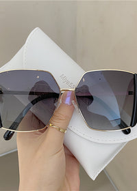Black frame grey chip