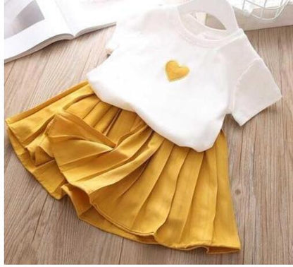 The Summer Collection: Big Bow Silk-Touch T-Shirt & Shorts Set